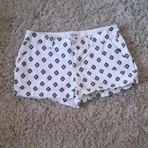 Old Navy White and Black Shorts